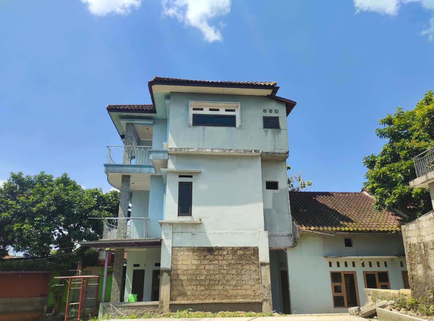 villa2.jpg